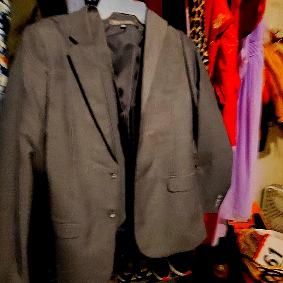 Young Boys size 13 Grey Formal jacket and matching vest. - Picture 2 of 4